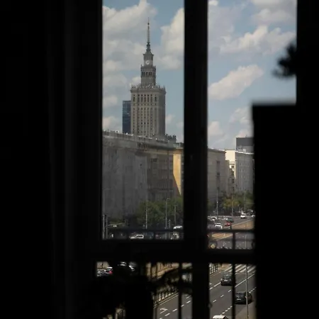 Downtown - Location, View, Bus&tram - By Rentujemy Апартаменты *