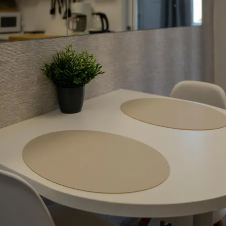 Downtown - Location, View, Bus&tram - By Rentujemy