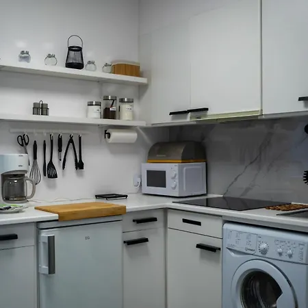 Downtown - Location, View, Bus&tram - By Rentujemy