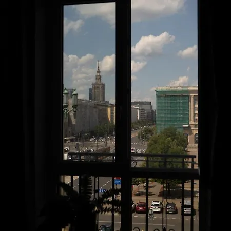 Downtown - Location, View, Bus&tram - By Rentujemy *