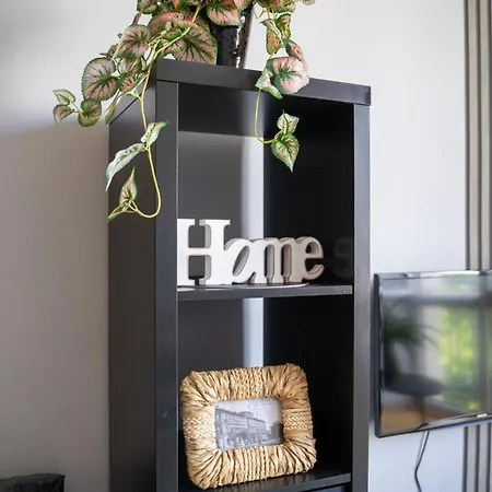 Downtown - Location, View, Bus&tram - By Rentujemy * Varsó