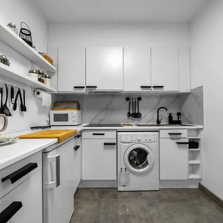 Downtown - Location, View, Bus&tram - By Rentujemy Apartman *