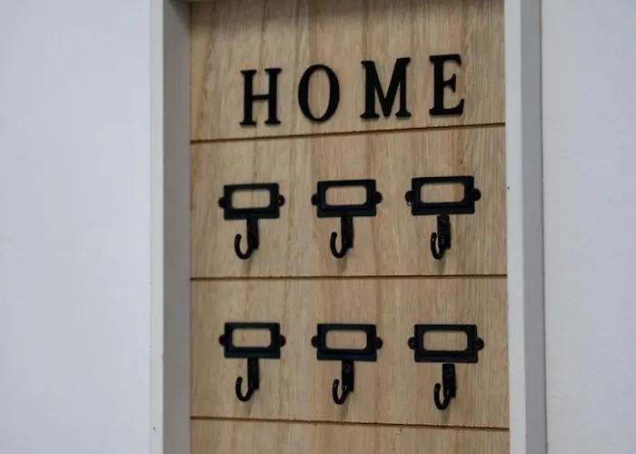 Downtown - Location, View, Bus&tram - By Rentujemy