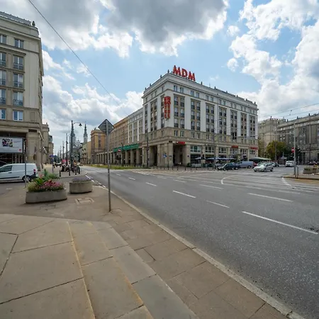 Downtown - Location, View, Bus&tram - By Rentujemy דירה *